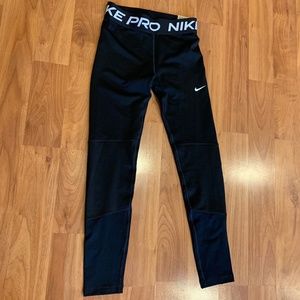 Girls Nike Leggings- Girls L